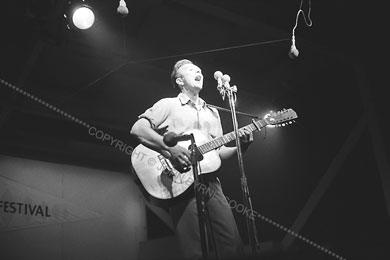 Pete Seeger on 12-String